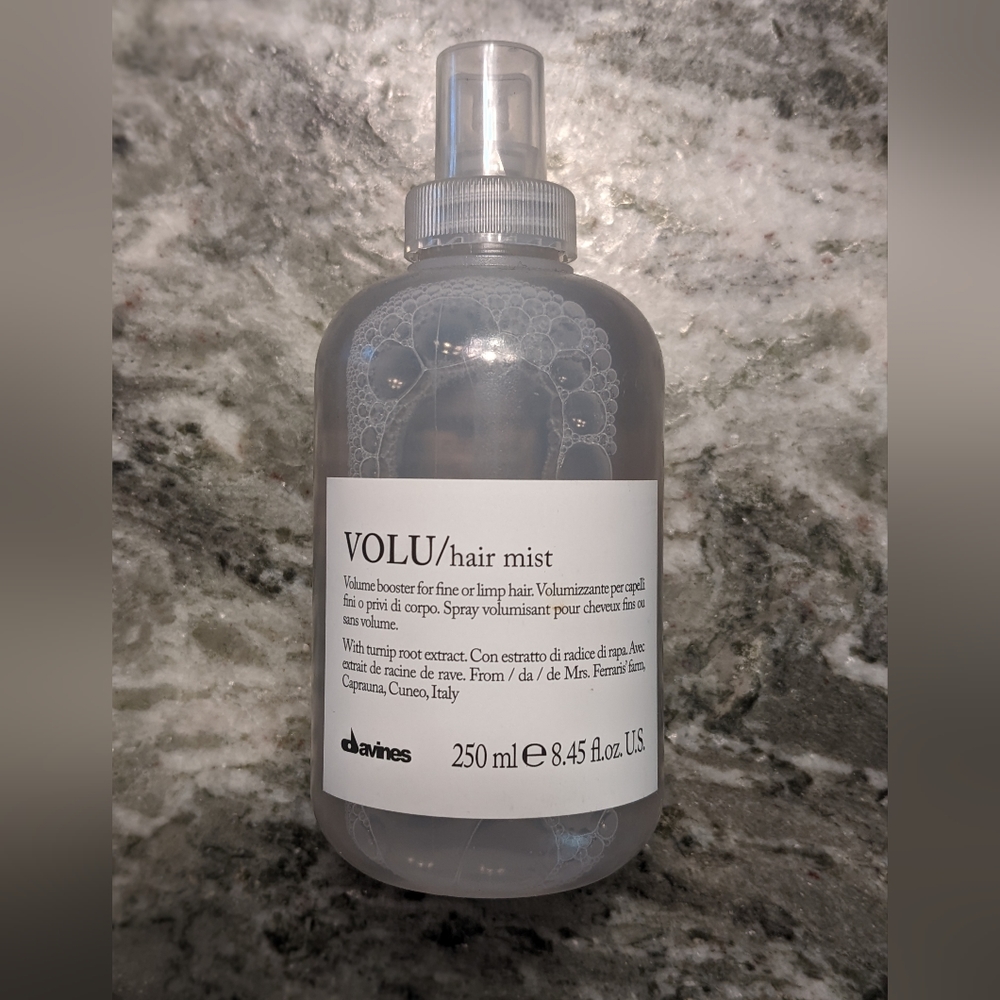 Davines Volu Hair Mist - make offer